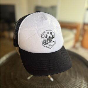 Balloon festival vintage Black and White Trucker Hat